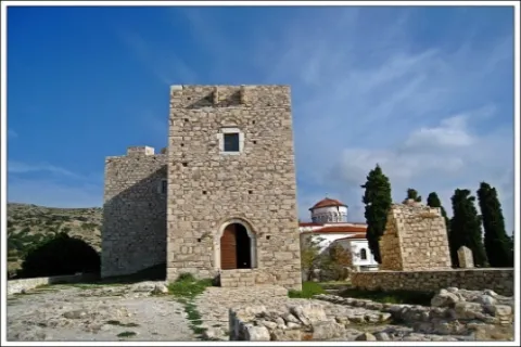 Die Burg des Lykourgos Logothetis in Pythagorio, nahe dem Meer errichtet