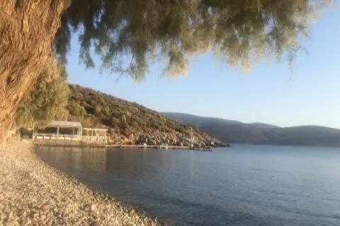 Klima Beach in southern Samos is a quiet and scenic spot with clear waters, natural shade and a peaceful seaside atmosphere.