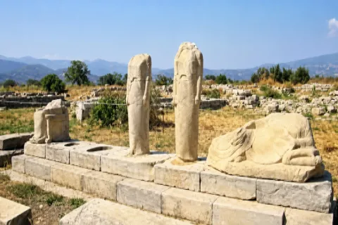  iraion-samoy-naos-iras