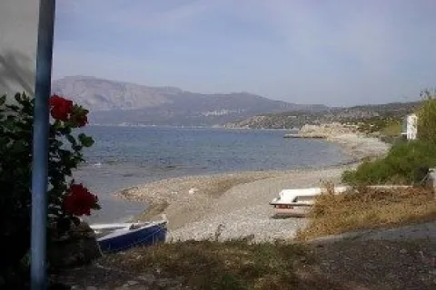 Κάμπος Σκουραίικων – παραλιακός οικισμός με φυσική γαλήνη