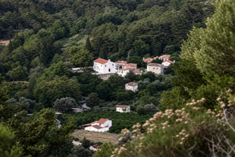 Agios Panteleimon of Lekkas – small religious site with a view