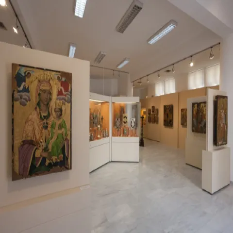 Il Museo Ecclesiastico della Metropolia di Samo con oggetti d’arte religiosa