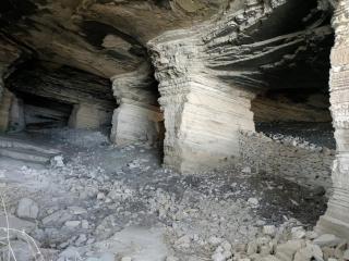 Antiche cave sotterranee di Agiades vicino a Mytilinioi, Samo